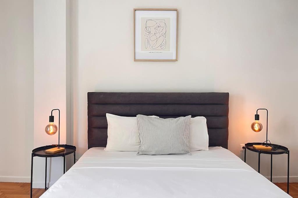 Pame Rentals - 2Bd Home, 4 Min To Acropolis เอเธนส์ ภายนอก รูปภาพ