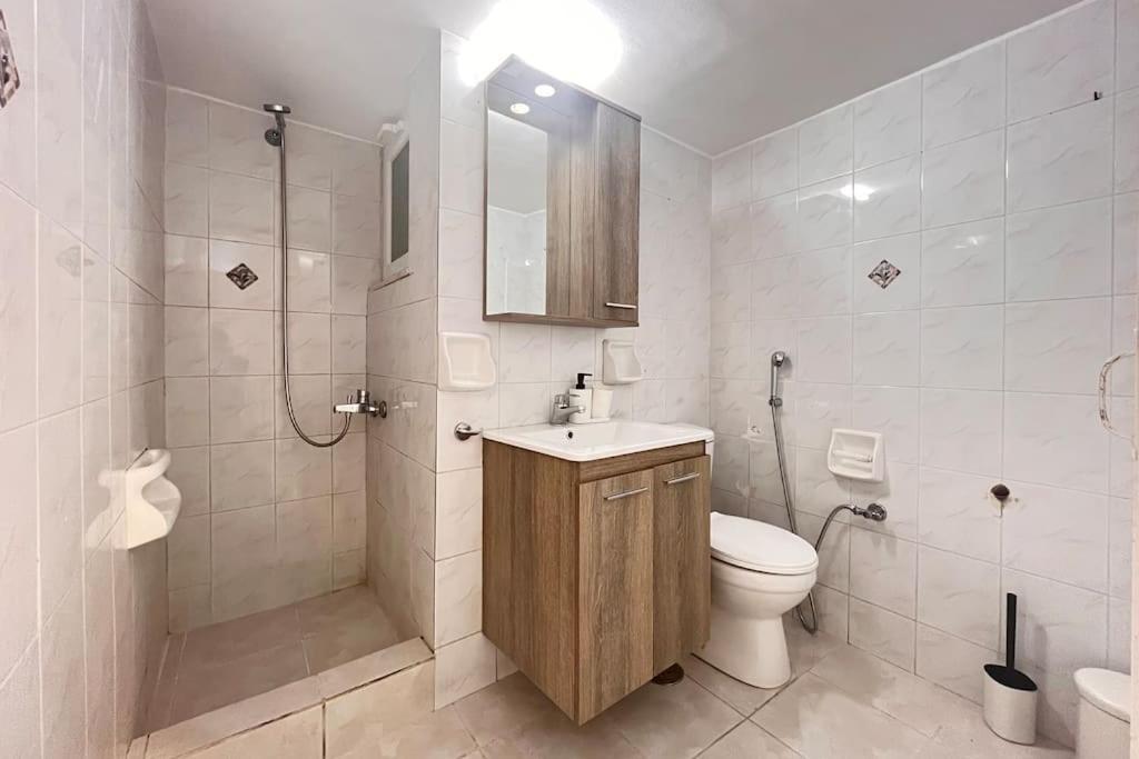 Pame Rentals - 2Bd Home, 4 Min To Acropolis เอเธนส์ ภายนอก รูปภาพ