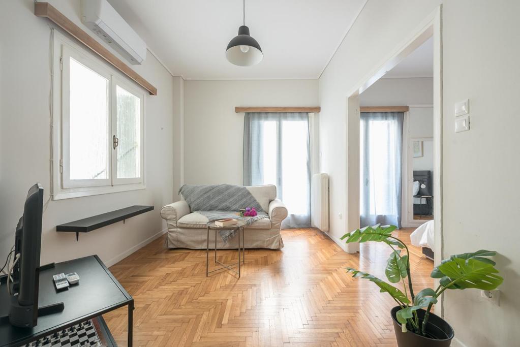 Pame Rentals - 2Bd Home, 4 Min To Acropolis เอเธนส์ ภายนอก รูปภาพ