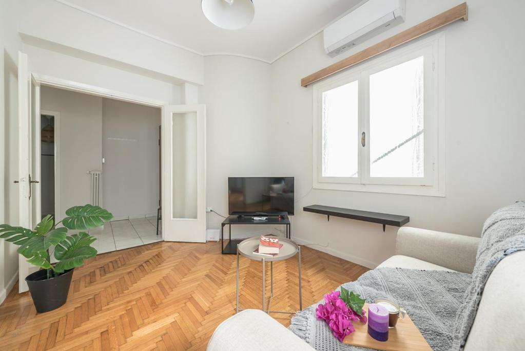 Pame Rentals - 2Bd Home, 4 Min To Acropolis เอเธนส์ ภายนอก รูปภาพ